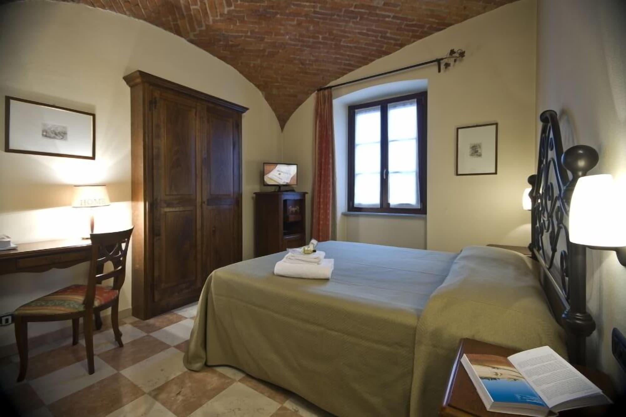 Albergo La Corte Albertina Bra Exterior foto